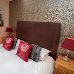 Отель High Biggin