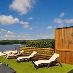 High Biggin Отель *